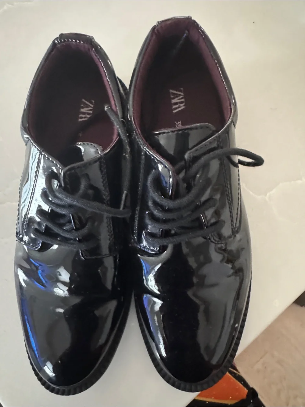 Zara sleek patent